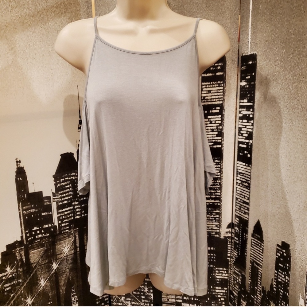 Garage new bleached sage size Large cold shoulder tee